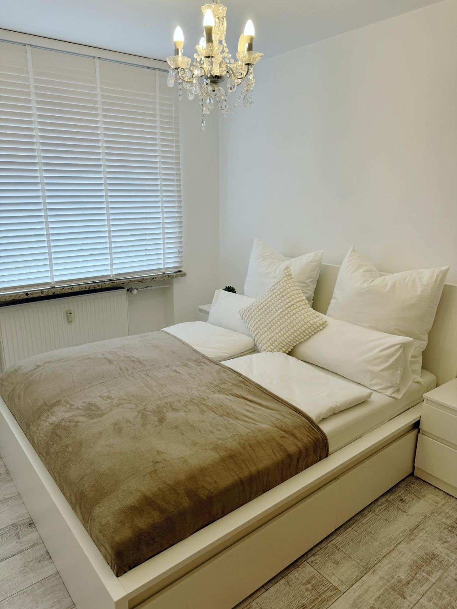 90M2 I Central I Netflix I Wifi I Free Parking I Lia Apartments Hannover Exterior foto