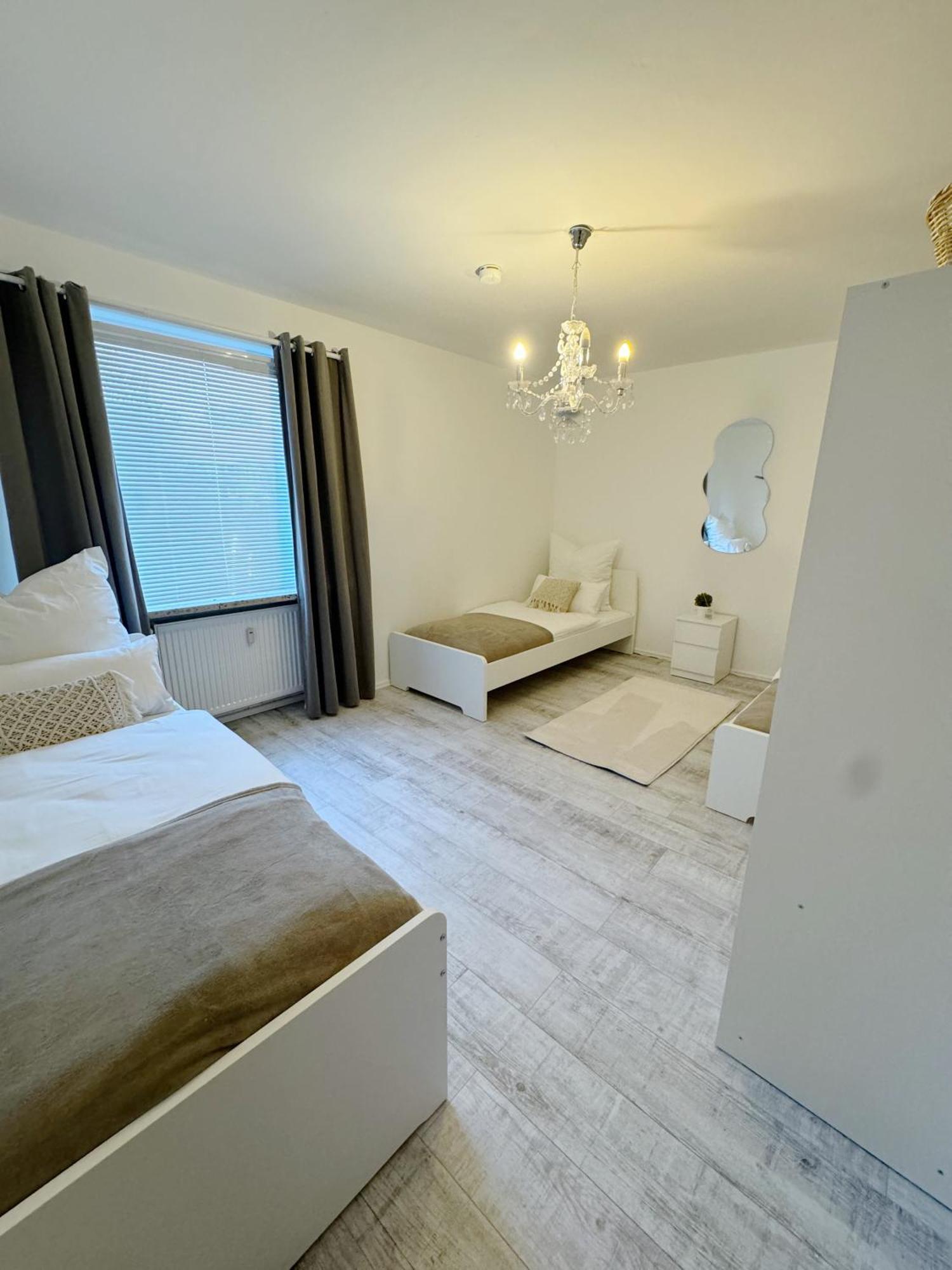 90M2 I Central I Netflix I Wifi I Free Parking I Lia Apartments Hannover Exterior foto